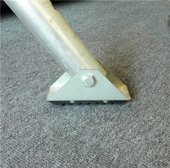 1538898426791825.jpg 掌着地.jpg